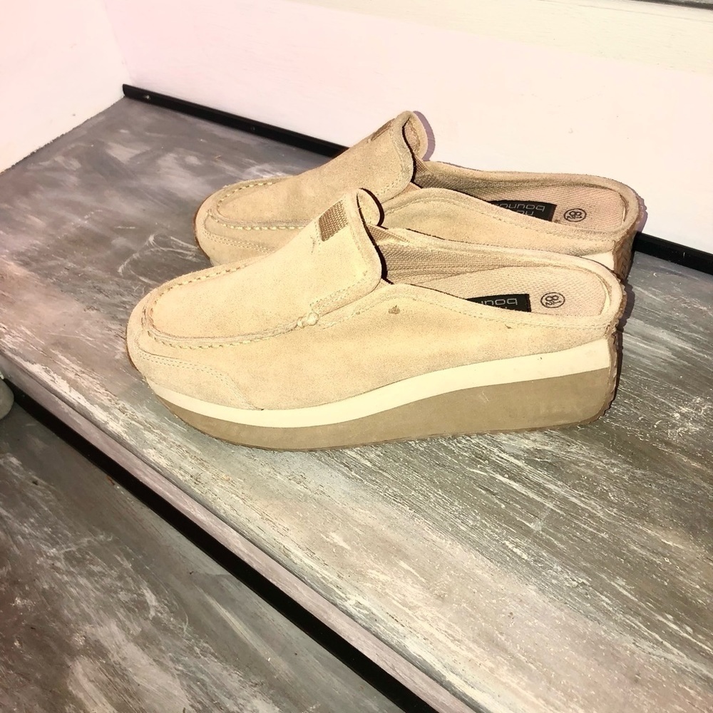 No Boundaries Beige Vintage Platform Canvas Slip on Shoes 8.5